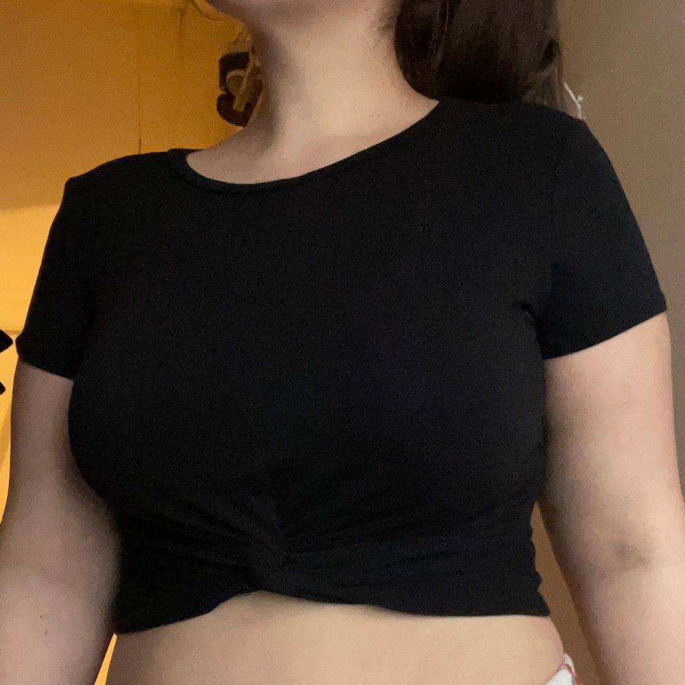 Bow tie crop top